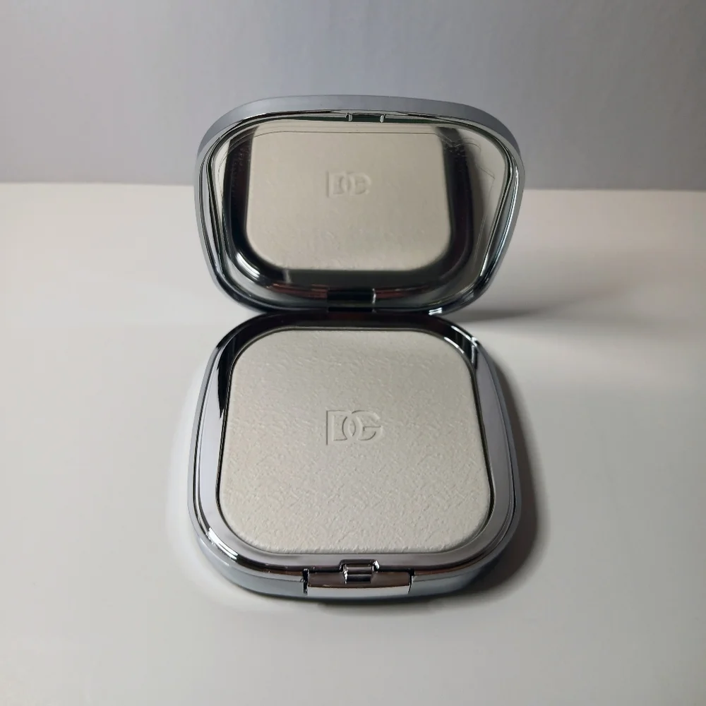 Dolce & Gabbana Solar Glow Bare Skin Beautifier Compact 6.5 G | 0.23 OZ